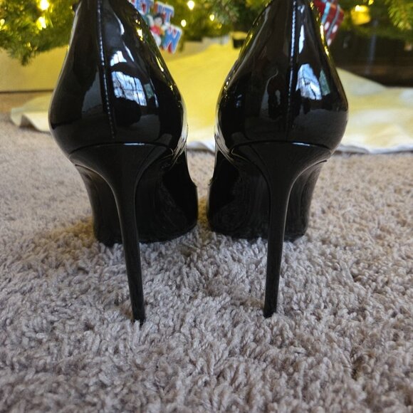 Sanit Laurent Zoe Stiletto Pumps - Picture 4 of 5